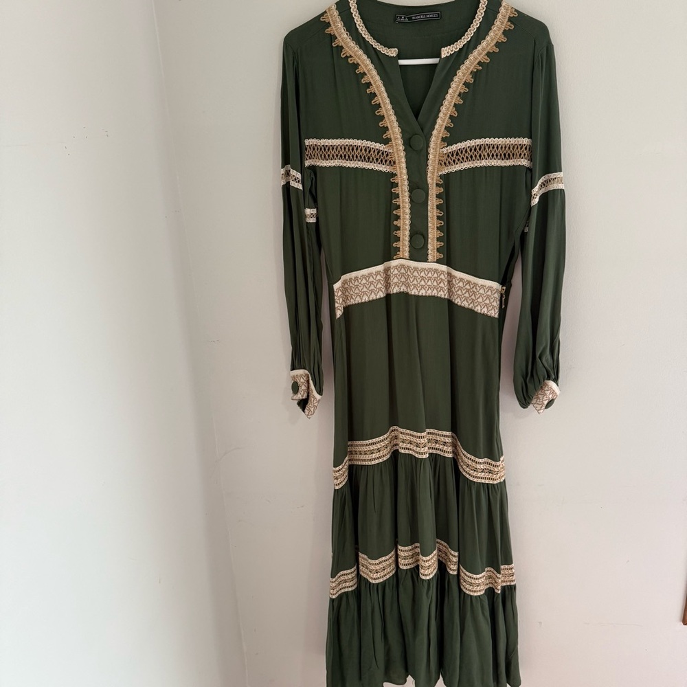 Elegant Green Maxi Dress